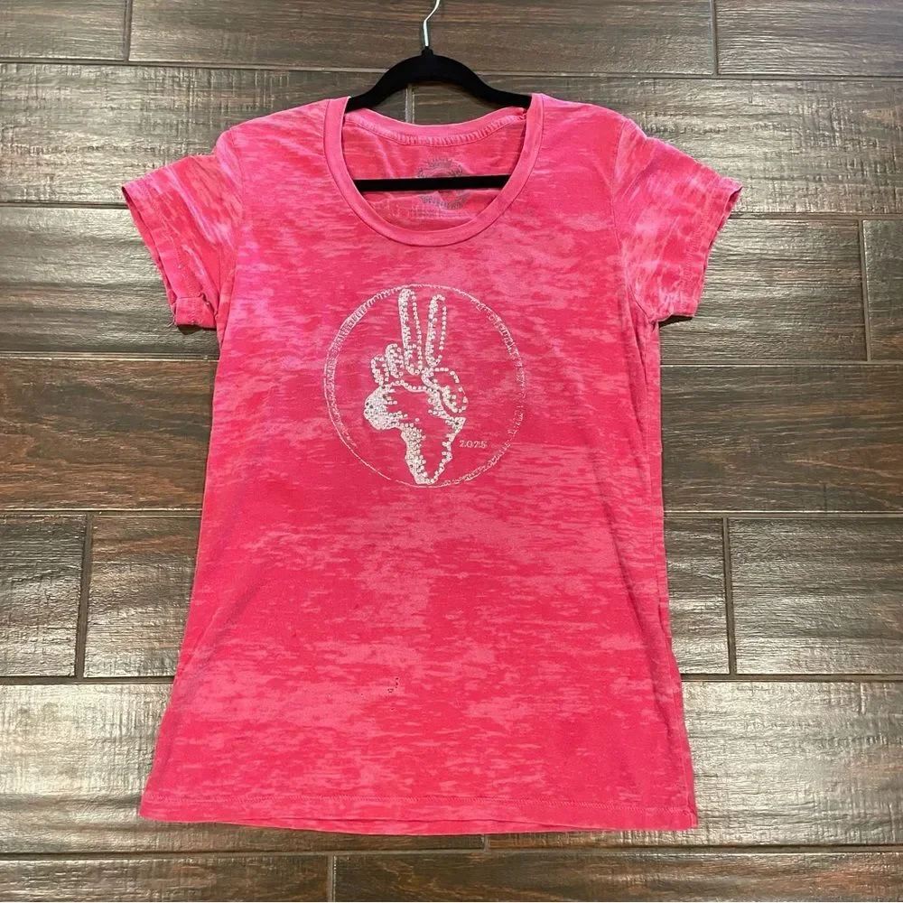 Africa Peace 2025 T Shirt Crew Neck Short Sleeve Red Size Large - Picture 1 of 5